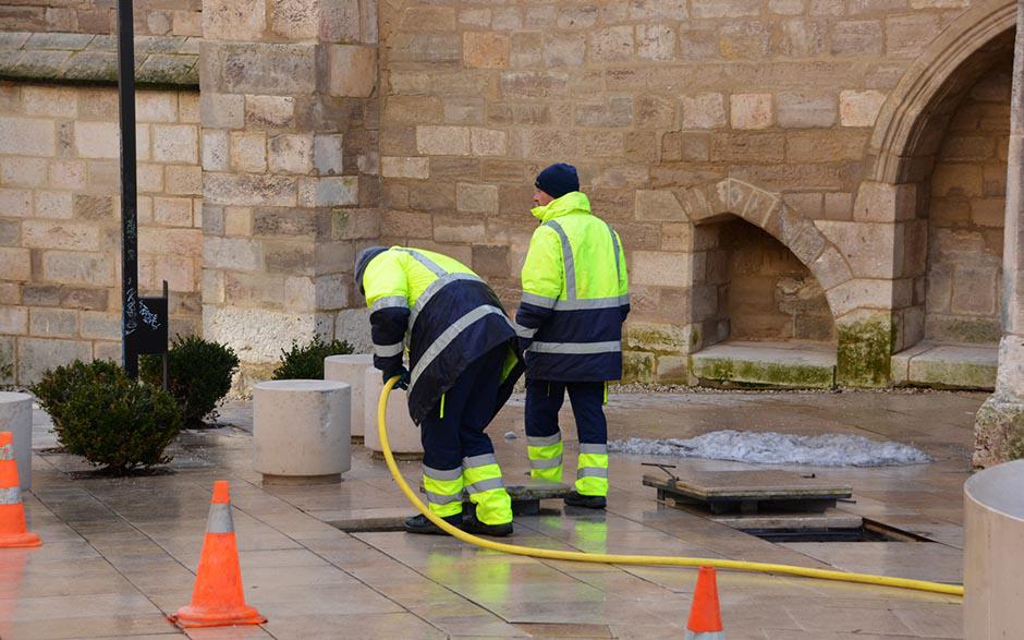 tuyau pour déboucher canalisation Dourdan